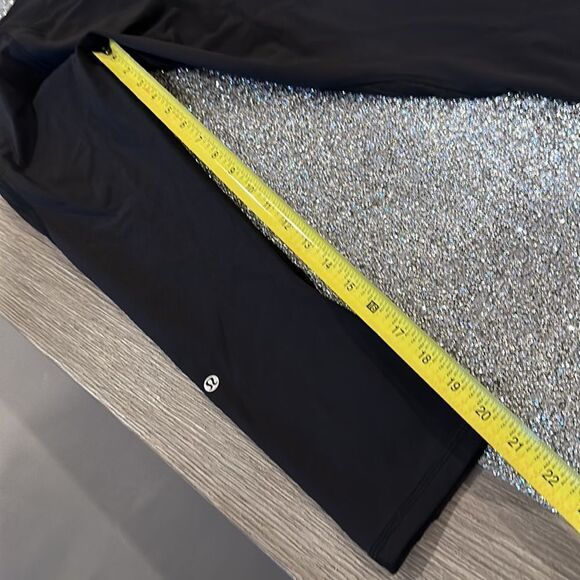 Lululemon Barry's Never Still Crop 21" Leggings Women's Size 2 black NWT vintage - Picture 7 of 8